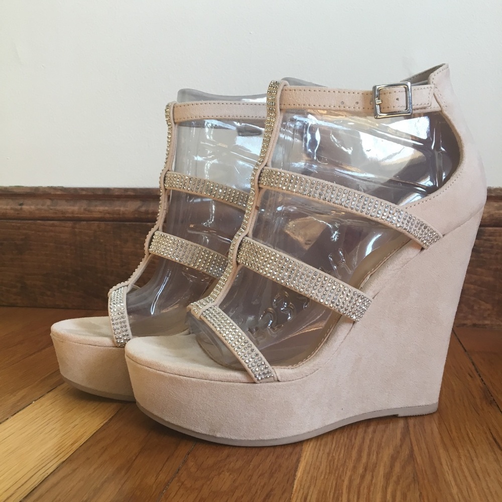 Tan ALDO wedges 6.5